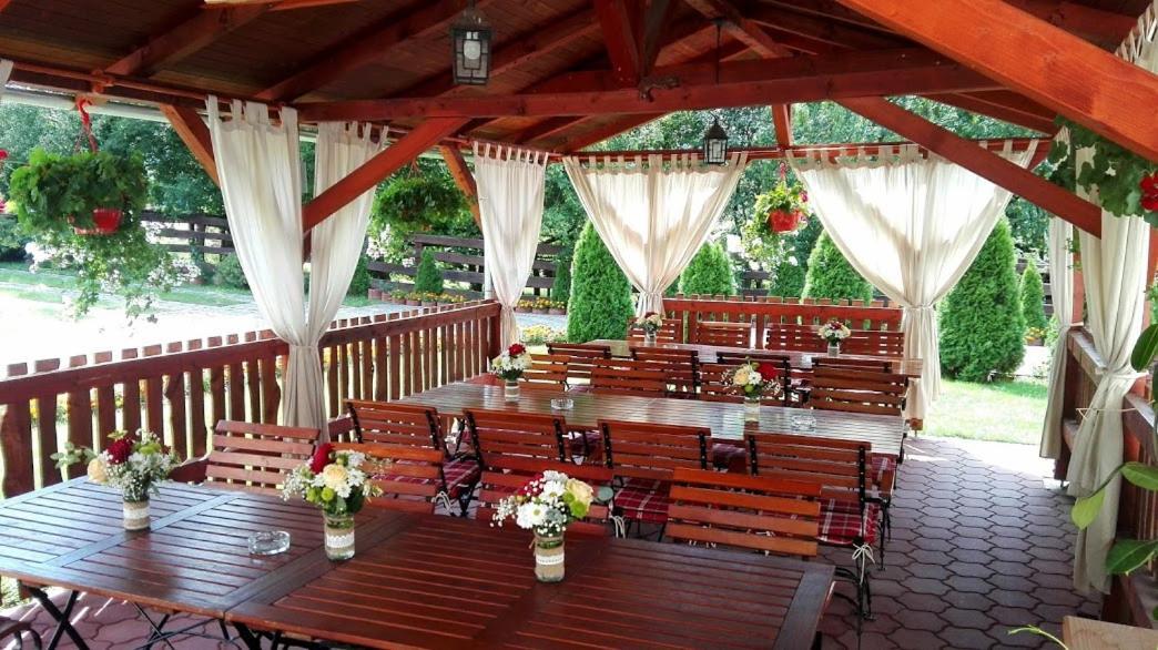 Olimpia Villa Tibod Екстериор снимка